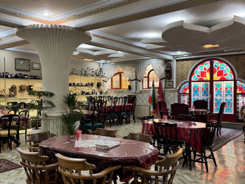 کافه موزه گرامافون